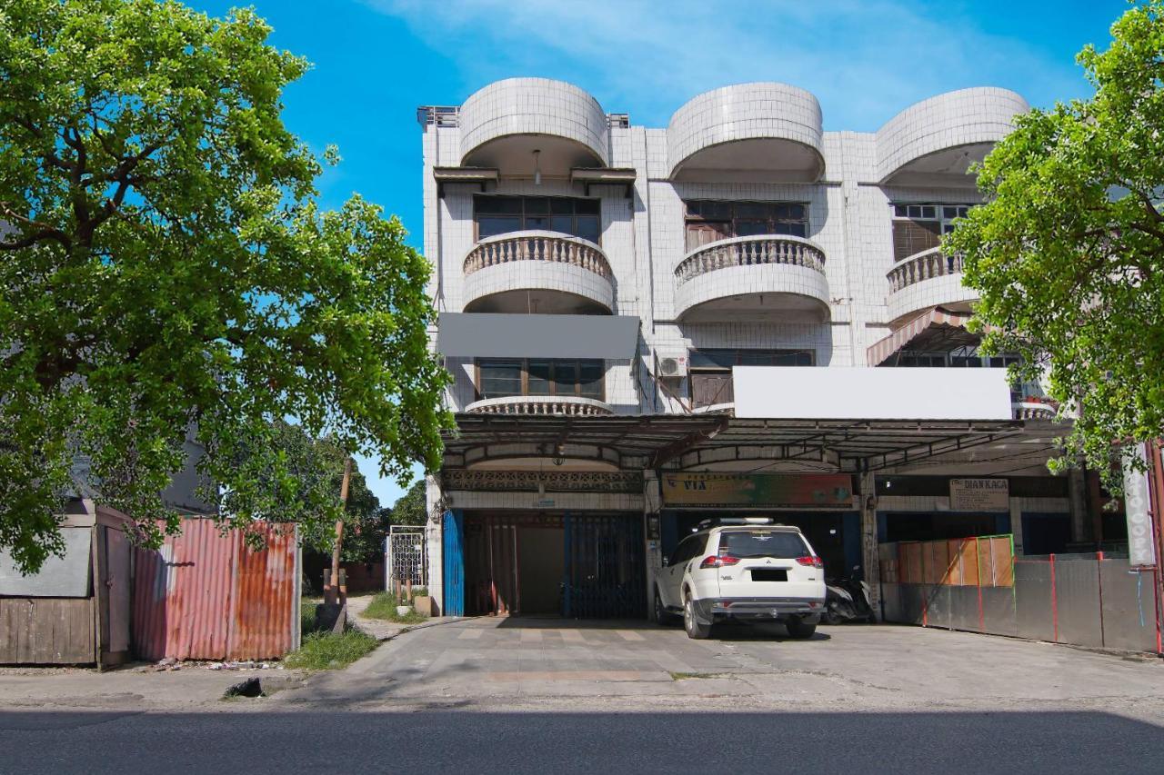 Oyo 91510 Homestay Utama Syariah Pakanbaru Exteriör bild
