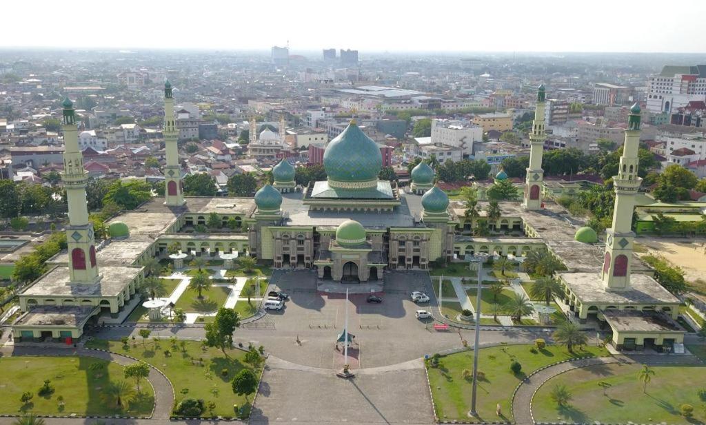 Oyo 91510 Homestay Utama Syariah Pakanbaru Exteriör bild